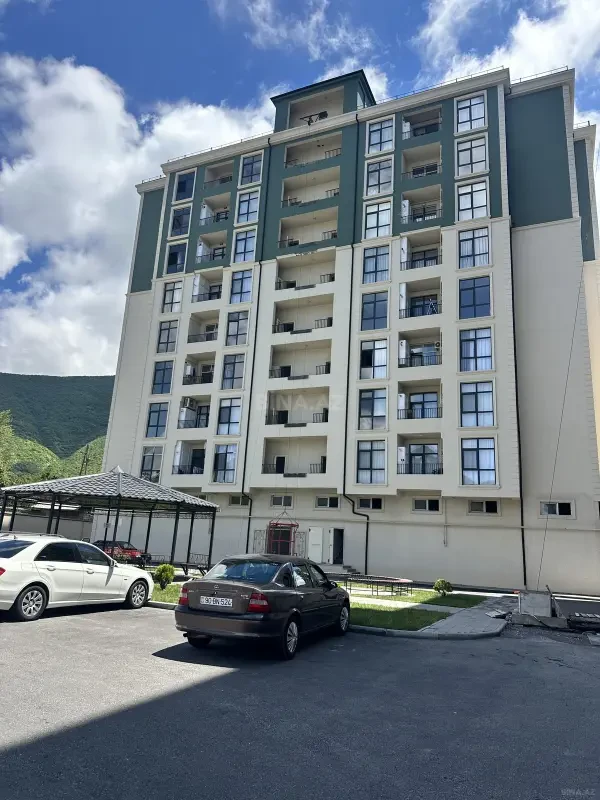 Satılır 3 otaqlı mənzil 120.1 m²