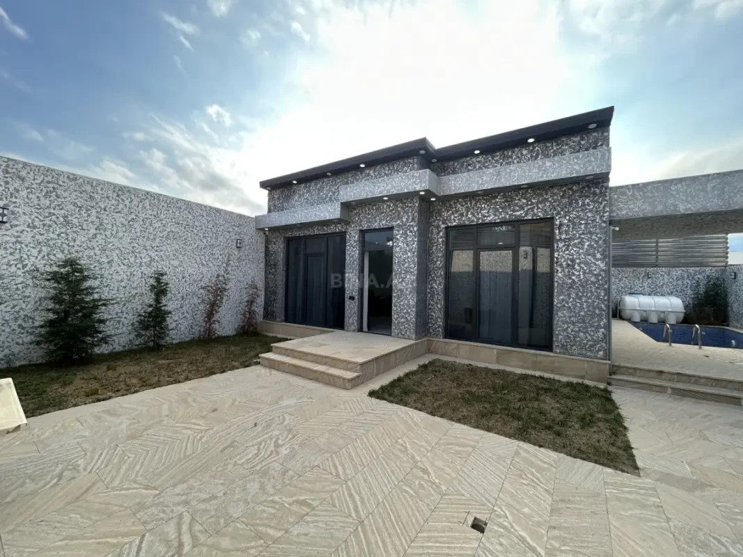 Satılır 4 otaqlı həyət evi 125 m²
