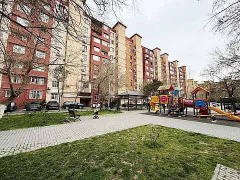 Satılır 3 otaqlı mənzil 80 m² — Bakı 3 otaq 80.00 m²