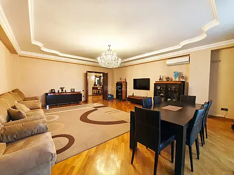 Satılır 4 otaqlı mənzil 170 m² — Bakı, Nəsimi 4 otaq 170.00 m²