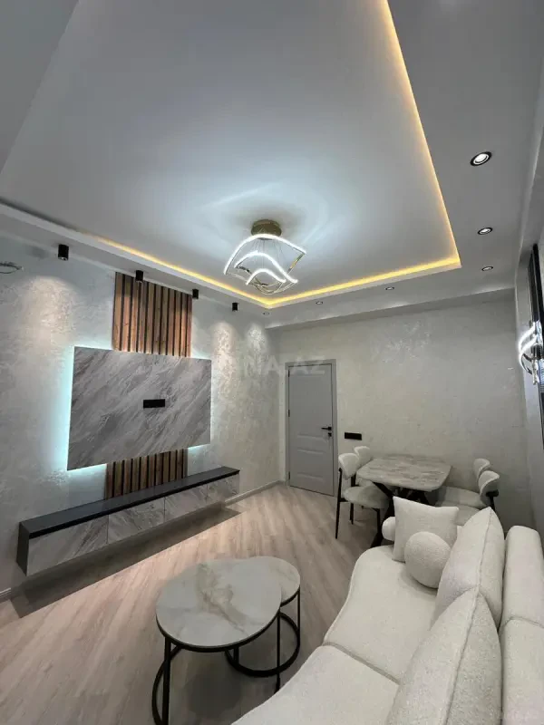 Kirayə verilir 2 otaqlı mənzil 55 m²