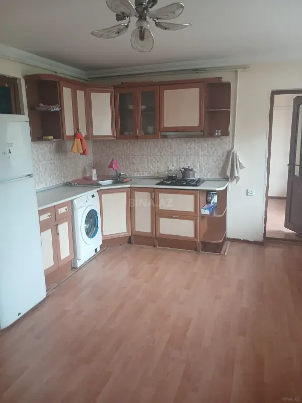 Satılır 3 otaqlı mənzil 115 m²