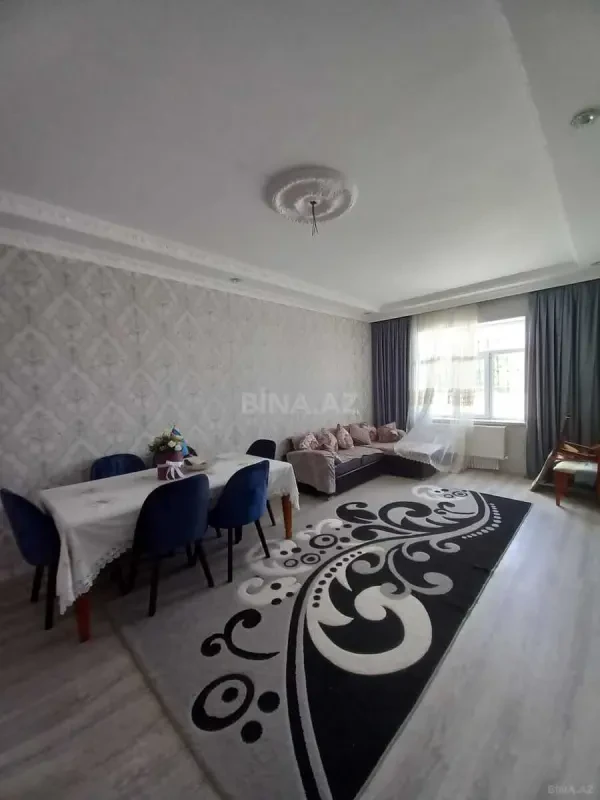 Satılır 5 otaqlı həyət evi 130 m²