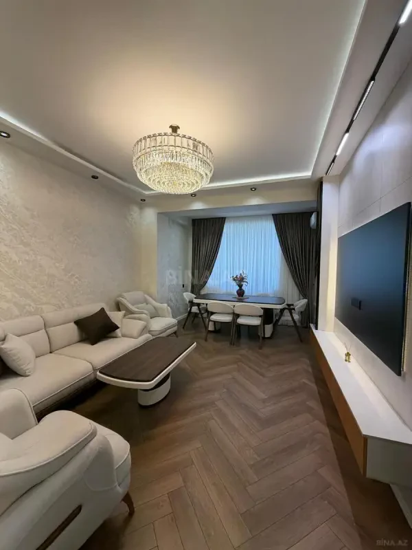 Satılır 3 otaqlı mənzil 105 m²