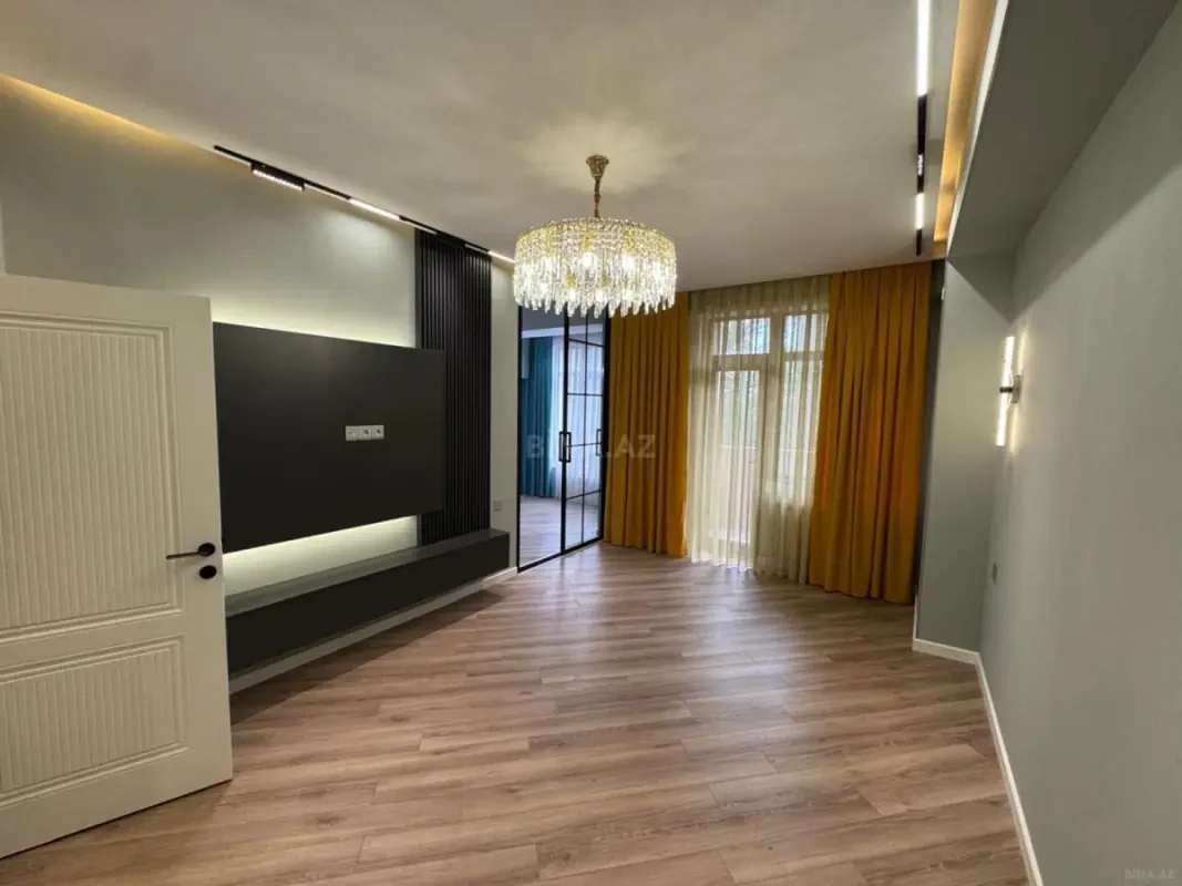 Satılır 2 otaqlı mənzil 63 m²