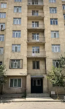 Kirayə verilir 4 otaqlı ofis 100 m² — Bakı 4 otaq 100.00 m²
