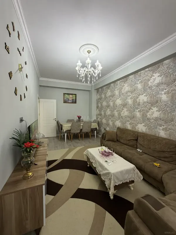 Satılır 3 otaqlı mənzil 98 m²