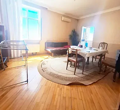 Satılır 2 otaqlı mənzil 88 m² — Bakı, Memar Əcəmi yanı 2 otaq 88.00 m²