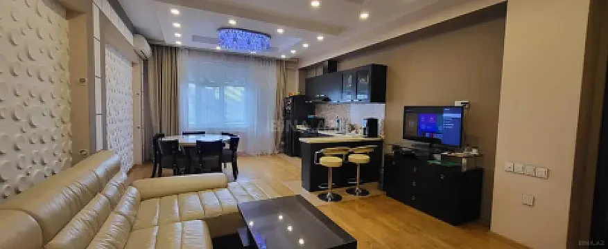 Kirayə verilir 3 otaqlı mənzil 100 m² — Bakı, Xətai 3 otaq 100.00 m²