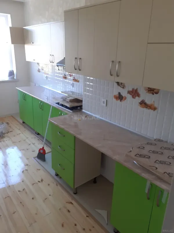 Satılır 4 otaqlı mənzil 108 m²