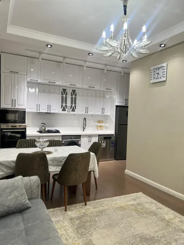 Satılır 3 otaqlı mənzil 73 m²
