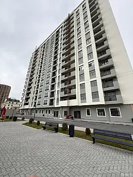 Satılır 3 otaqlı mənzil 120 m² — Bakı 3 otaq 120.00 m²