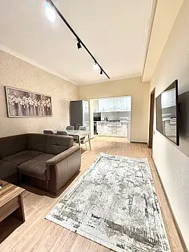 Kirayə verilir 3 otaqlı mənzil 100 m² — Bakı 3 otaq 100.00 m²