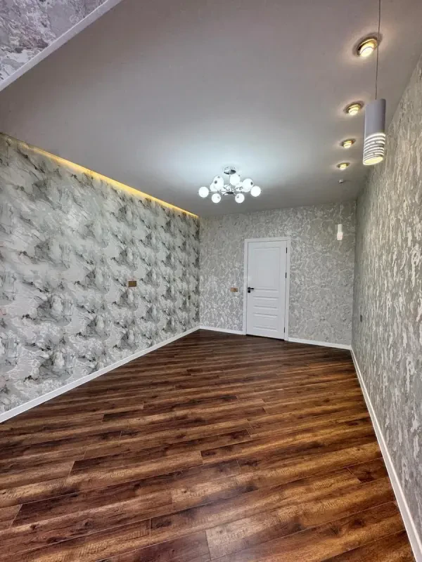 Satılır 2 otaqlı mənzil 63 m²