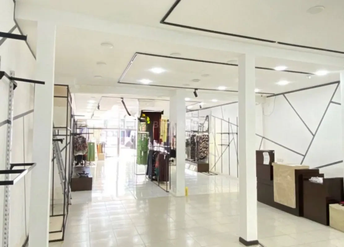 Kirayə verilir obyekt 160 m²