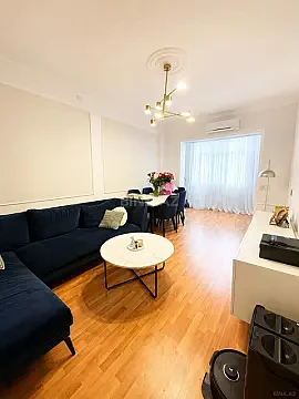 Satılır 3 otaqlı mənzil 90 m² — Bakı 3 otaq 90.00 m²
