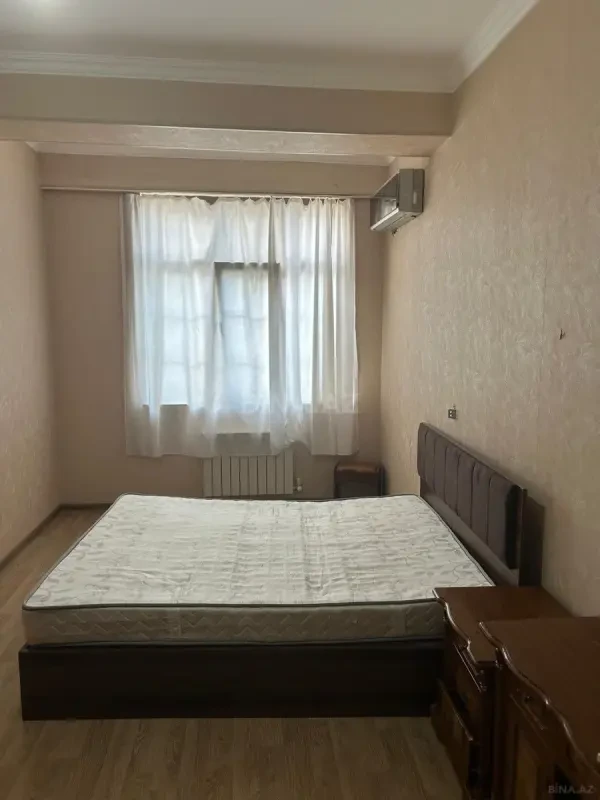 Kirayə verilir 2 otaqlı mənzil 62 m²