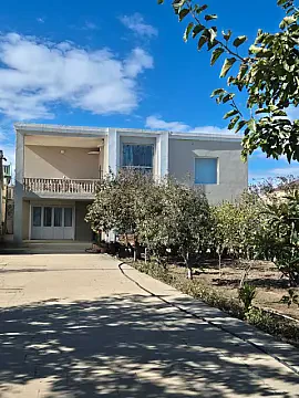 Satılır 6 otaqlı həyət evi 250 m² — Bakı, Novxanı 6 otaq 250.00 m²