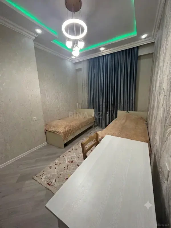 Satılır 2 otaqlı mənzil 70 m²