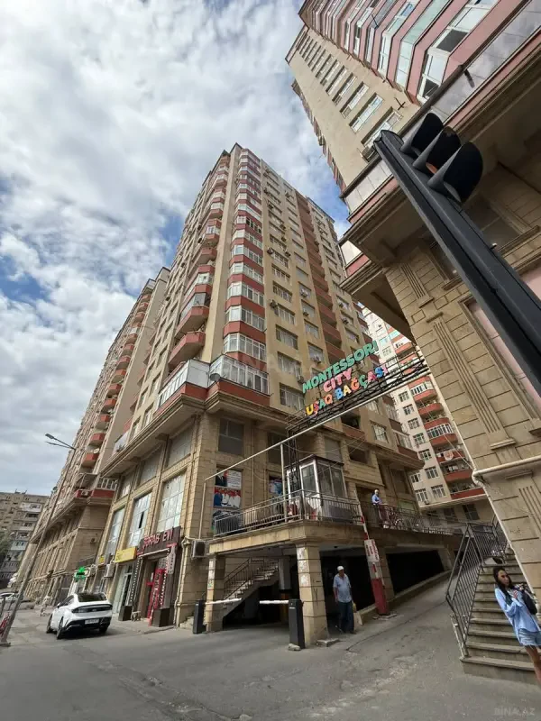Kirayə verilir obyekt 128 m²