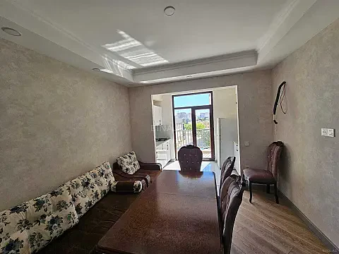 Kirayə verilir 2 otaqlı mənzil 60 m² — Bakı 2 otaq 60.00 m²