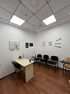 Kirayə verilir 1 otaqlı ofis 12 m² — Bakı, Sahil qəs. 1 otaq 12.00 m²