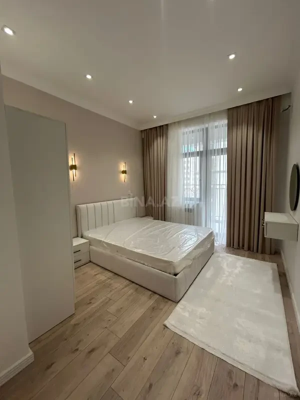Satılır 2 otaqlı mənzil 56 m²