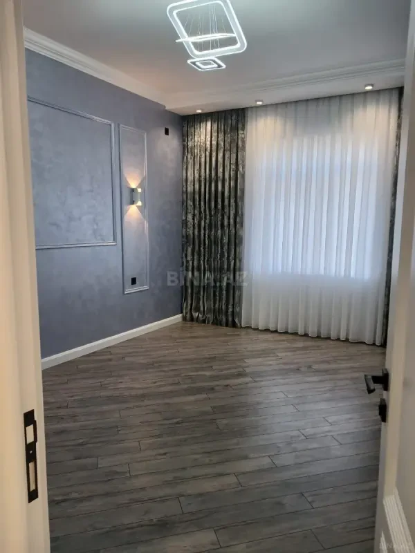 Satılır 4 otaqlı həyət evi 160 m²