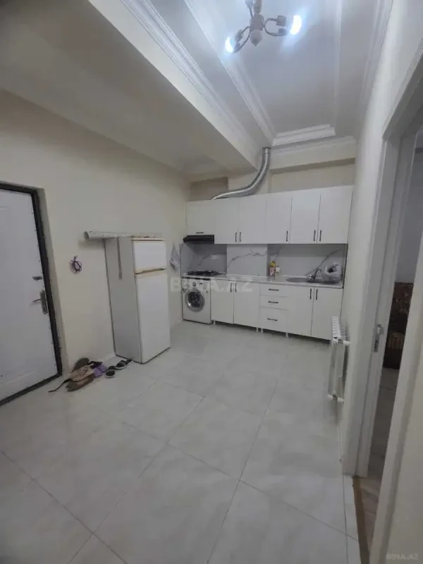 Kirayə verilir 2 otaqlı mənzil 68 m²