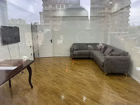 Kirayə verilir 2 otaqlı mənzil 80 m² — Bakı, Nizami 2 otaq 80.00 m²