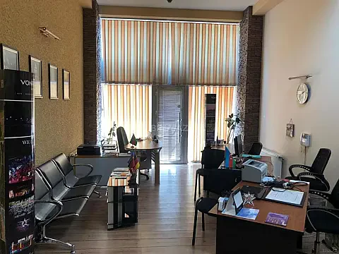 Kirayə verilir 4 otaqlı ofis 167 m² — Bakı, Nəsimi 4 otaq 167.00 m²