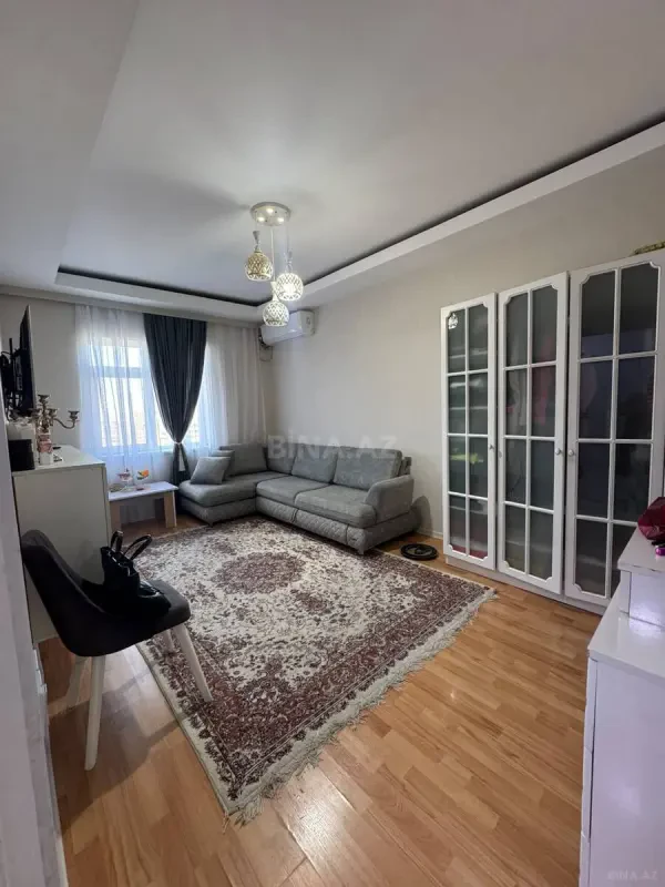 Satılır 2 otaqlı mənzil 42 m²