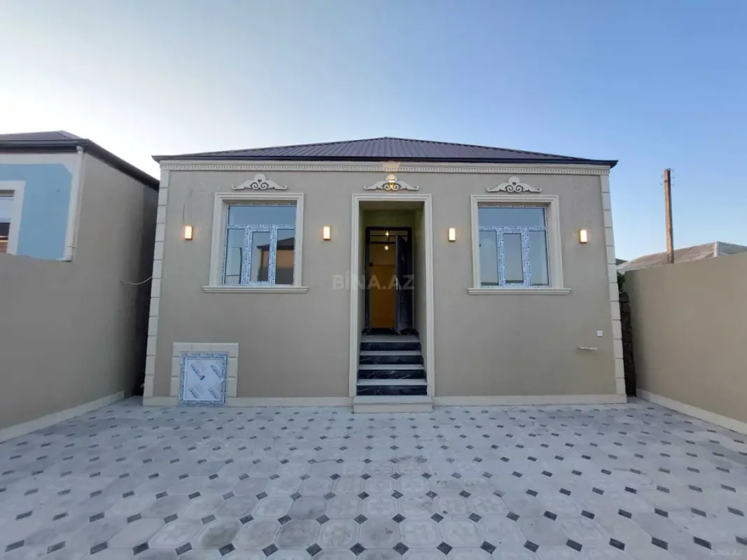 Satılır 3 otaqlı həyət evi 100 m²