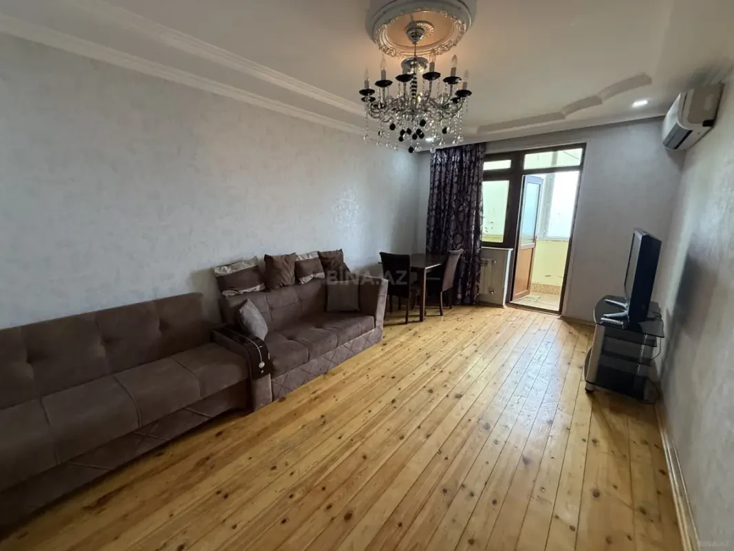 Kirayə verilir 2 otaqlı mənzil 65 m²