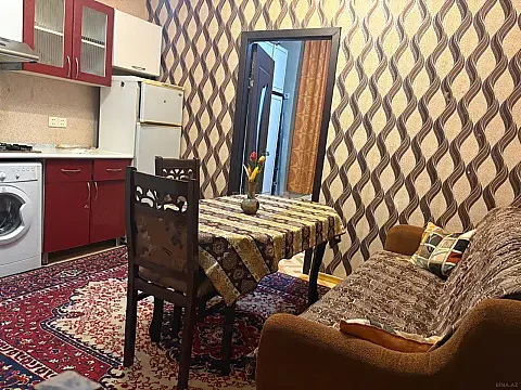 Kirayə verilir 2 otaqlı mənzil 45 m² — Bakı, İnşaatçılar 2 otaq 45.00 m²