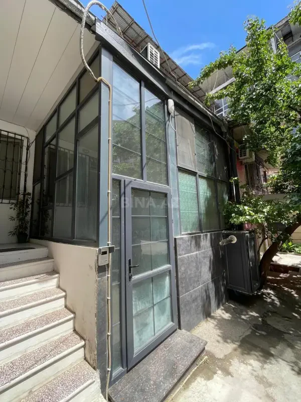 Kirayə verilir 3 otaqlı ofis 60 m²
