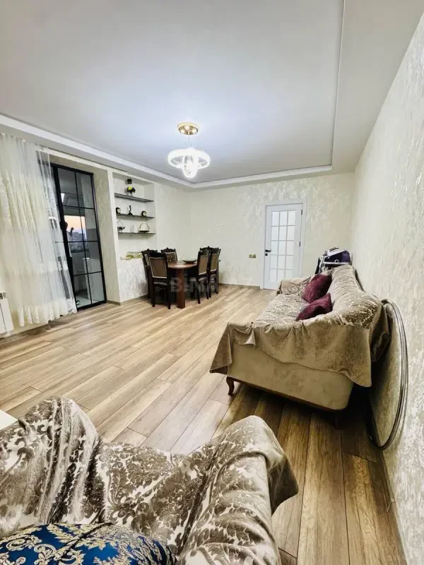 Kirayə verilir 3 otaqlı mənzil 80 m²