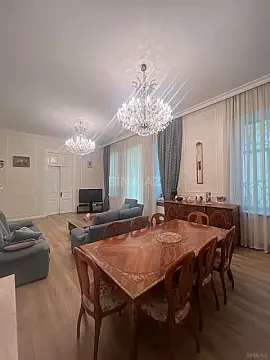 Satılır 4 otaqlı mənzil 135 m² — Bakı, Nəsimi 4 otaq 135.00 m²