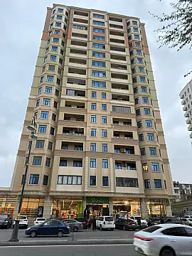 Satılır 2 otaqlı mənzil 130 m² — Bakı 2 otaq 130.00 m²