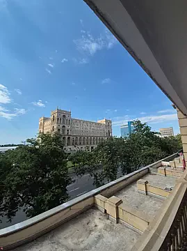 Kirayə verilir 3 otaqlı mənzil 100 m² — Bakı 3 otaq 100.00 m²