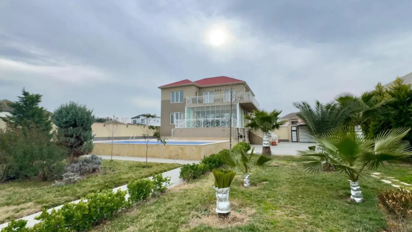 Kirayə verilir 5 otaqlı həyət evi 350 m²
