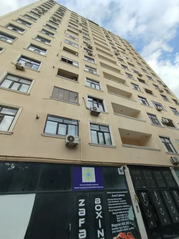 Satılır 3 otaqlı mənzil 101 m²