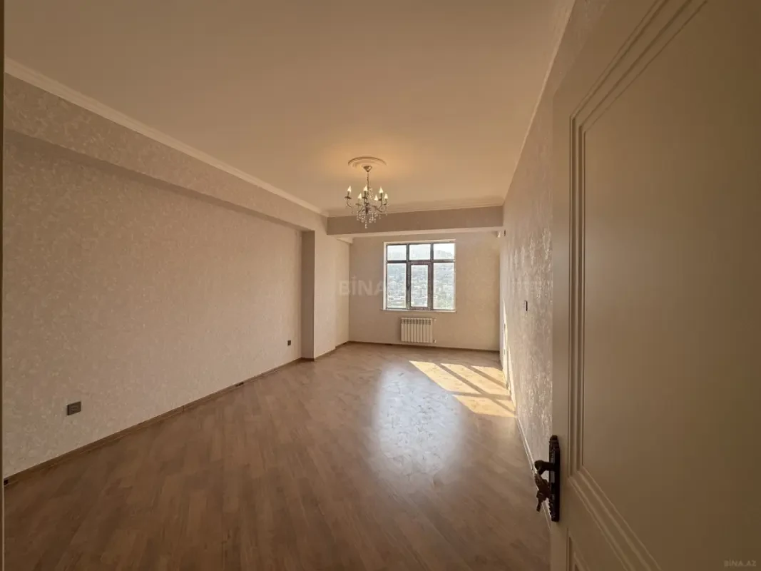 Kirayə verilir 3 otaqlı mənzil 125 m²