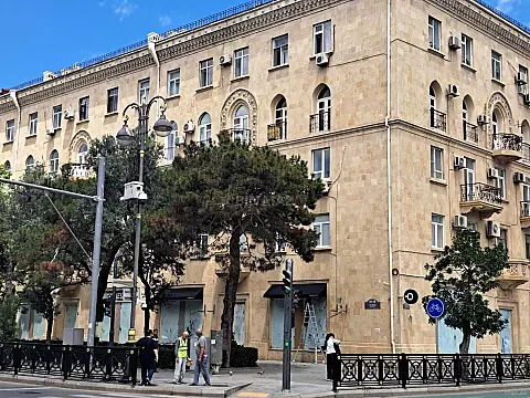 Satılır 2 otaqlı mənzil 53 m² — Bakı 2 otaq 53.00 m²