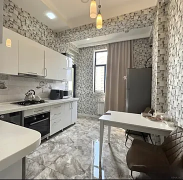 Satılır 3 otaqlı mənzil 110 m² — Bakı, İnşaatçılar 3 otaq 110.00 m²