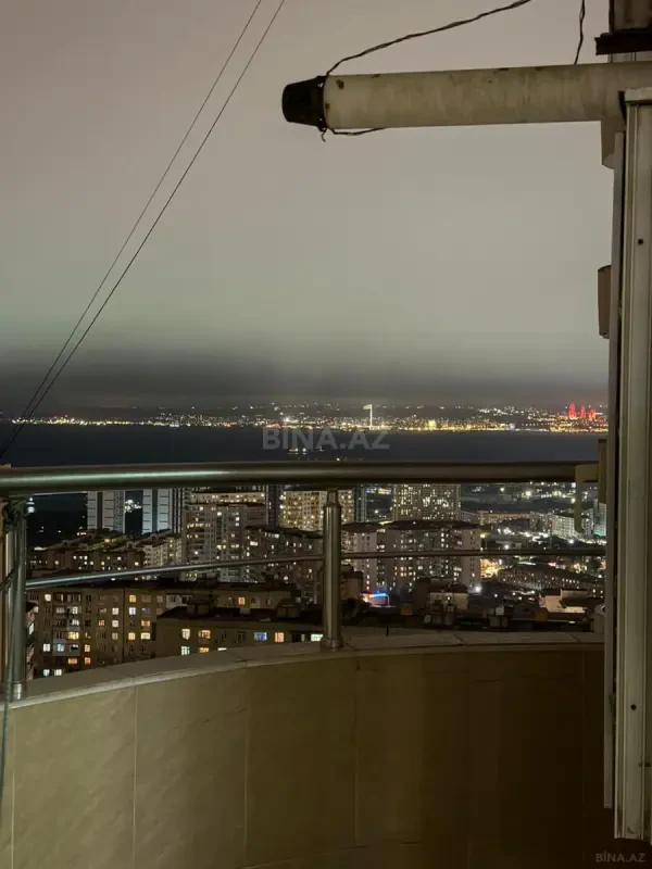 Satılır 3 otaqlı mənzil 110 m²