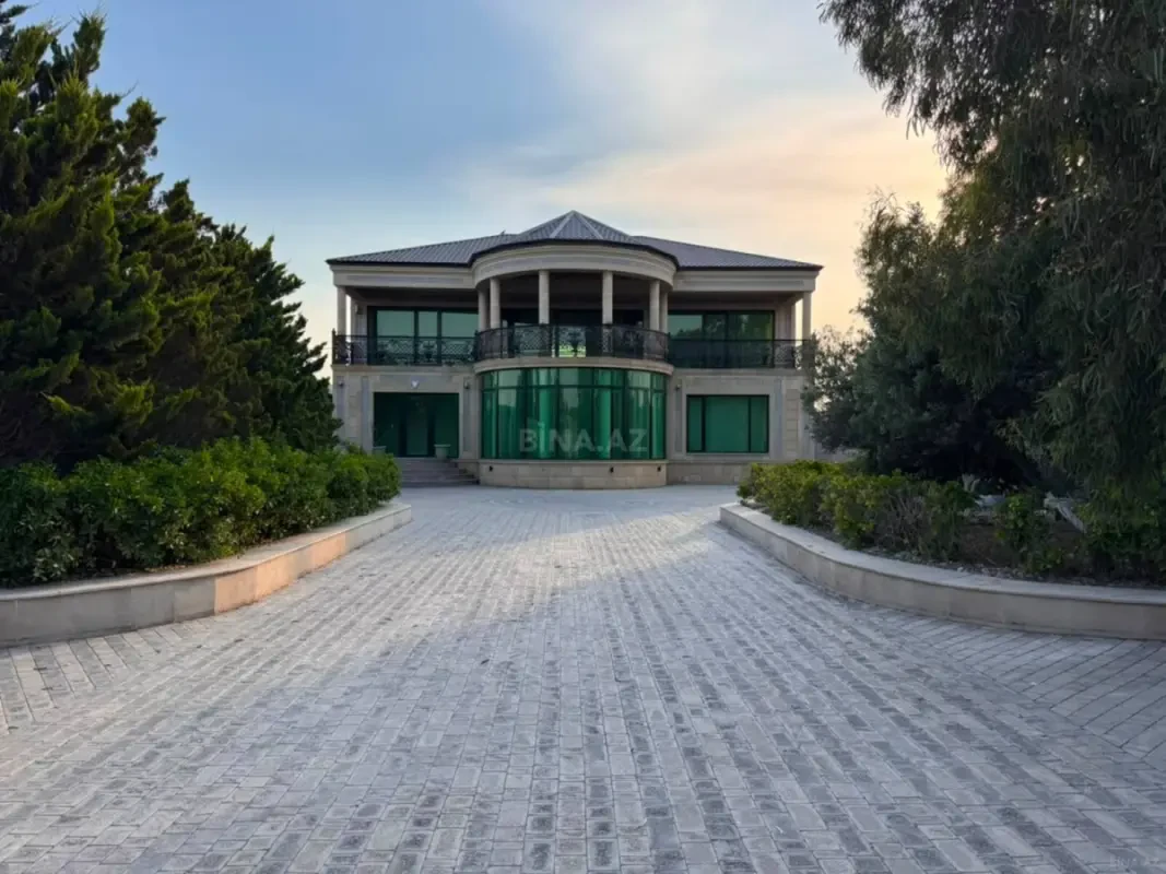 Kirayə verilir 6 otaqlı həyət evi 400 m²