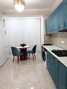 Kirayə verilir 2 otaqlı mənzil 77 m² — Bakı, Nərimanov 2 otaq 77.00 m²