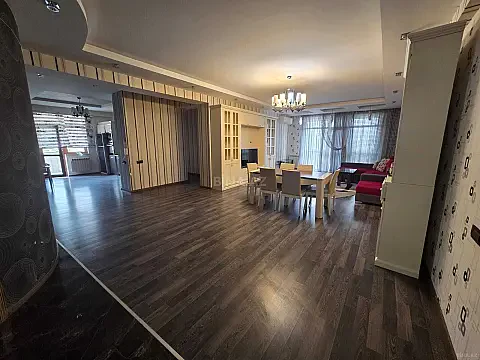 Kirayə verilir 3 otaqlı mənzil 170 m² — Bakı, Nərimanov 3 otaq 170.00 m²