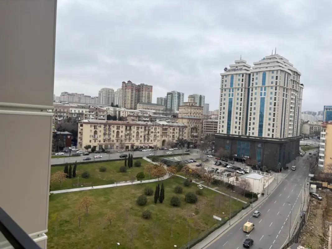 Satılır 2 otaqlı mənzil 72 m²
